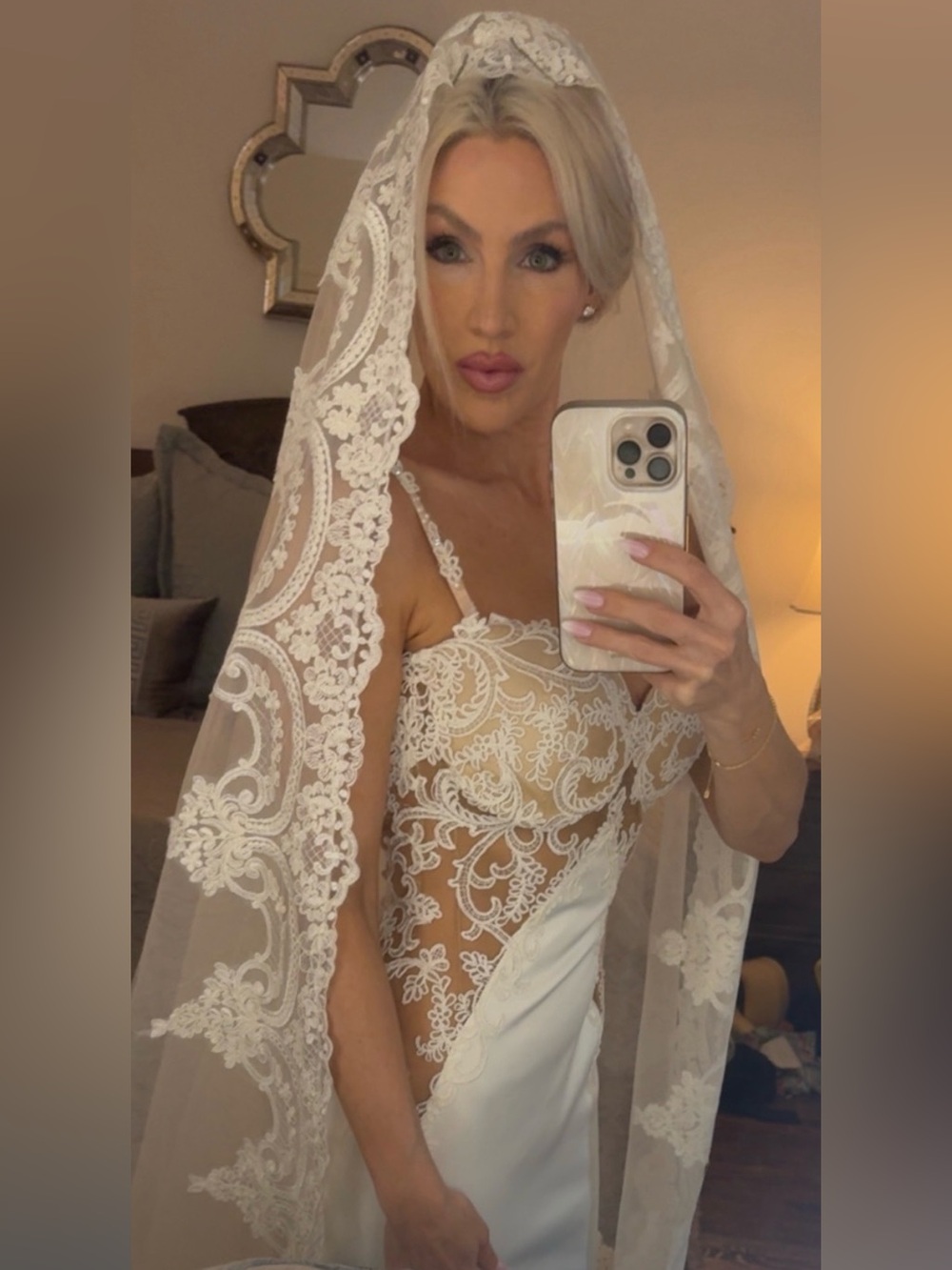 STUNNING GALIA LAHAV 💖✨Elegant Ivory Lace-Edged Bridal Veil